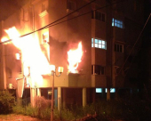  فيديو: مصرع سيدة بحريق كبير اندلع في إحدى الشقق السكنية بمدينة اللد